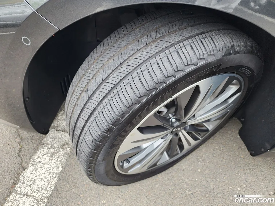 Kia K8 Hybrid 2023 — миниатюра 2