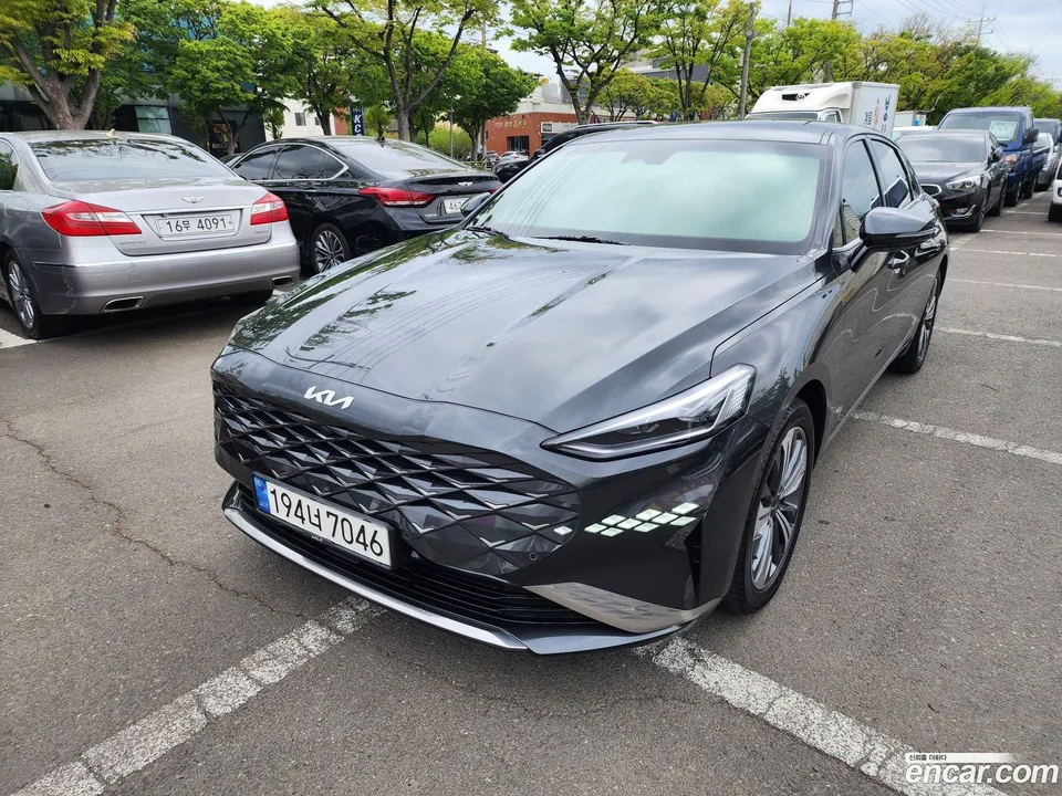 Kia K8 Hybrid 2023 — фото 1, купить с доставкой в Москву