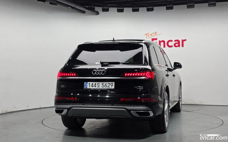 Audi Q7 (4M) 45 TDI 2023 — миниатюра 4