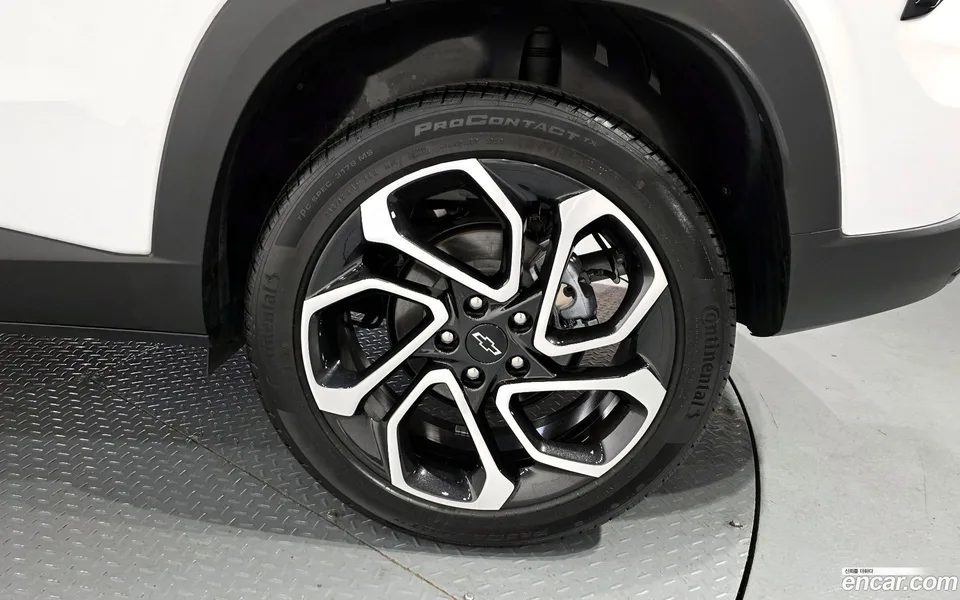 Chevrolet Trax Crossover 1.2 RS 2024 — миниатюра 2