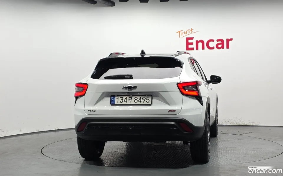 Chevrolet Trax Crossover 1.2 RS 2024 — миниатюра 4
