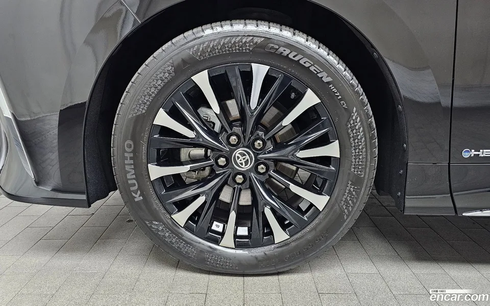 Toyota Alphard 2.5 HEV AWD 2023 — миниатюра 2