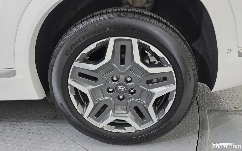 Hyundai SantaFe HEV 1.6 2WD 2023 — миниатюра 2