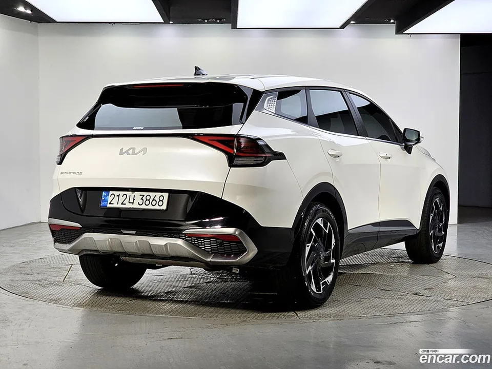 Kia Sportage 1.6 2WD 2022 — thumbnail 4