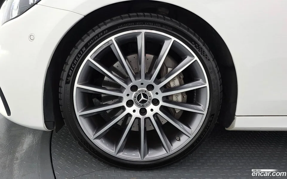 Mercedes-Benz E-Class E350 4MATIC AMG Line 2022 — миниатюра 2