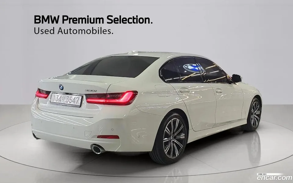 BMW 3 Series 320i 2025 — миниатюра 2