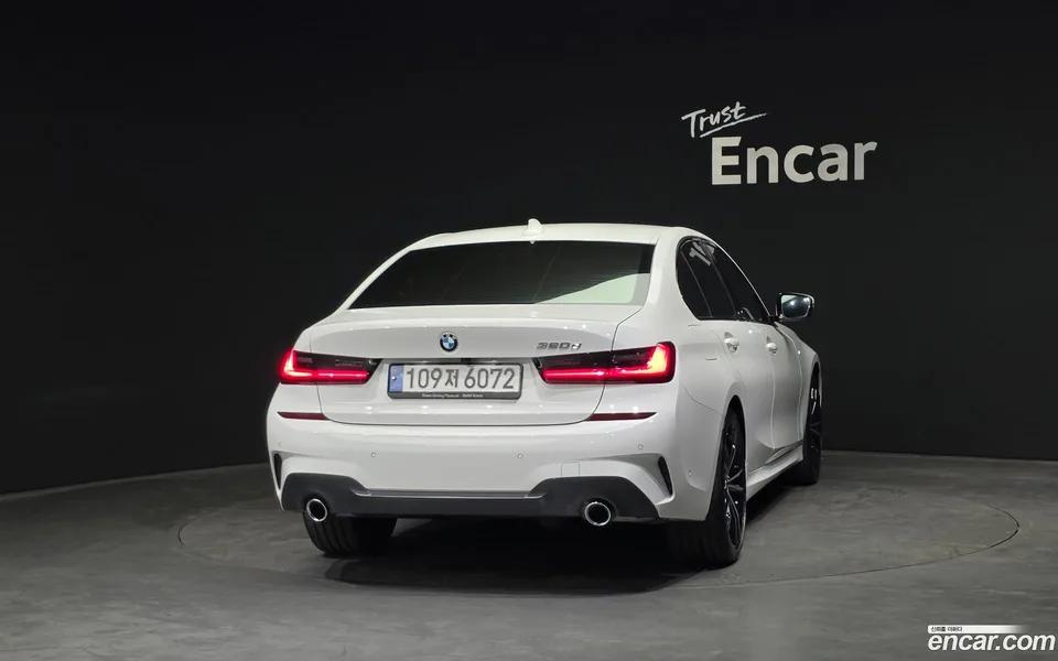 BMW 3 Series 320d M 2022 — thumbnail 4