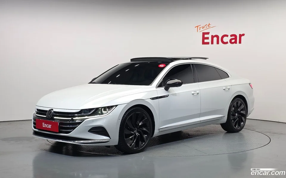 Volkswagen Arteon 2.0 TDI 2023 — фото 1, купить с доставкой в Москву