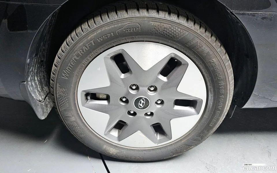 Hyundai Staria 9 2023 — thumbnail 5