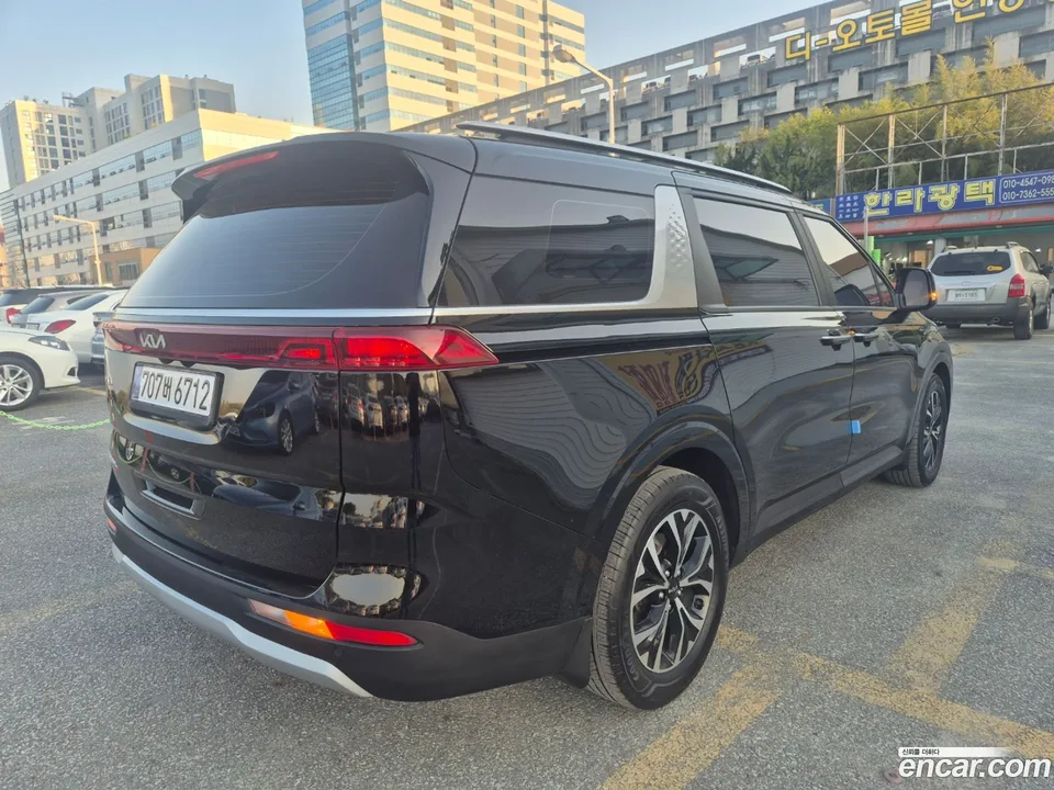 Kia Carnival 11 2022 — thumbnail 4