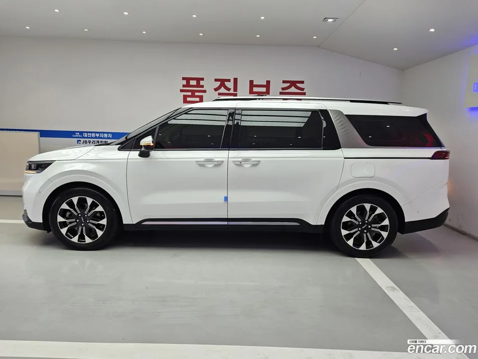 Kia Carnival 7 2022 — миниатюра 3