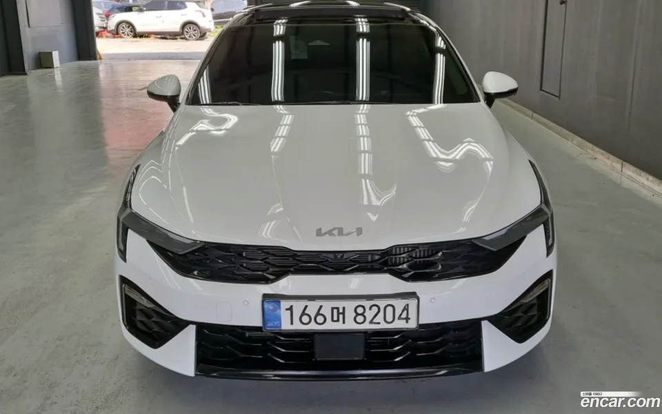 Kia K5 1.6 2023 — миниатюра 3