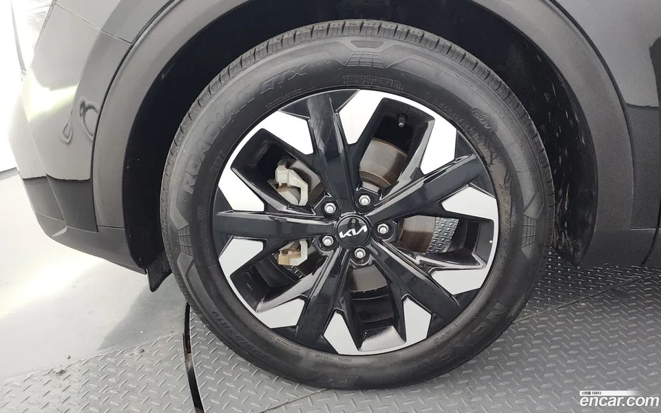 Kia Sportage 1.6 2WD 2023 — миниатюра 2