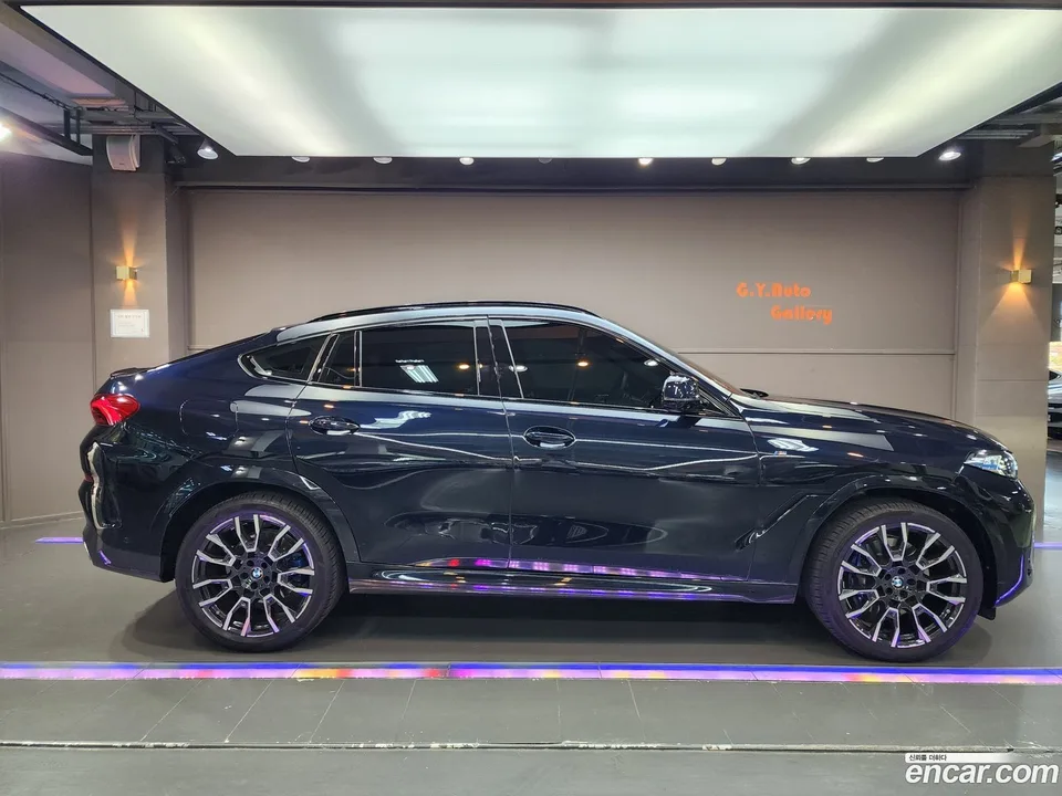 BMW X6 xDrive40i M 2023 — миниатюра 3