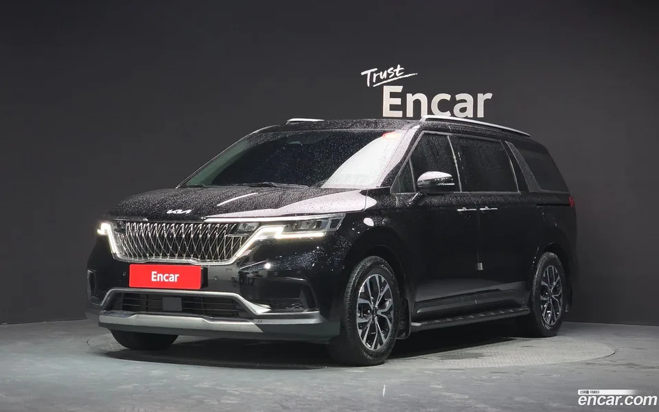 Kia Carnival 9 2022 — фото 1, купить с доставкой в Москву
