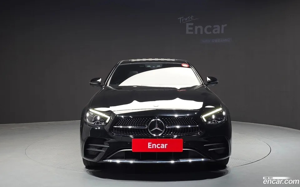 Mercedes-Benz E-Class E220d 4MATIC AMG Line 2022 — миниатюра 3