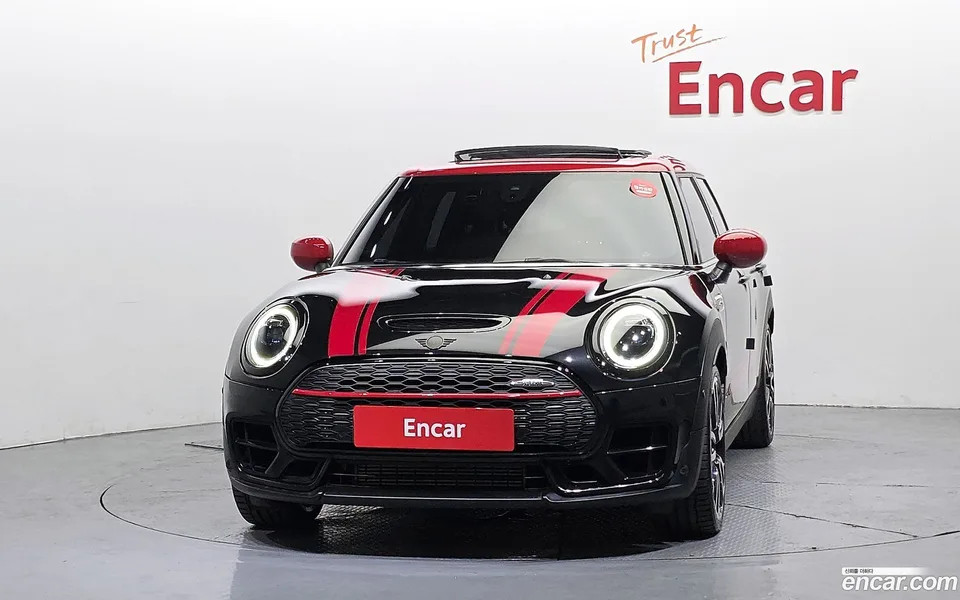 MINI Cooper S Clubman JCW 2023 — миниатюра 3