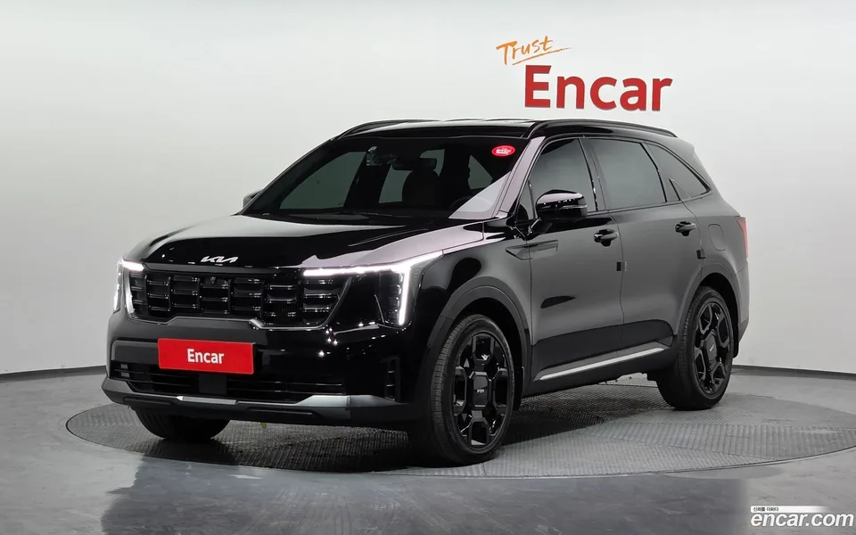 Kia Sorento 2.5T 2WD 2024 — фото 1, купить с доставкой в Москву
