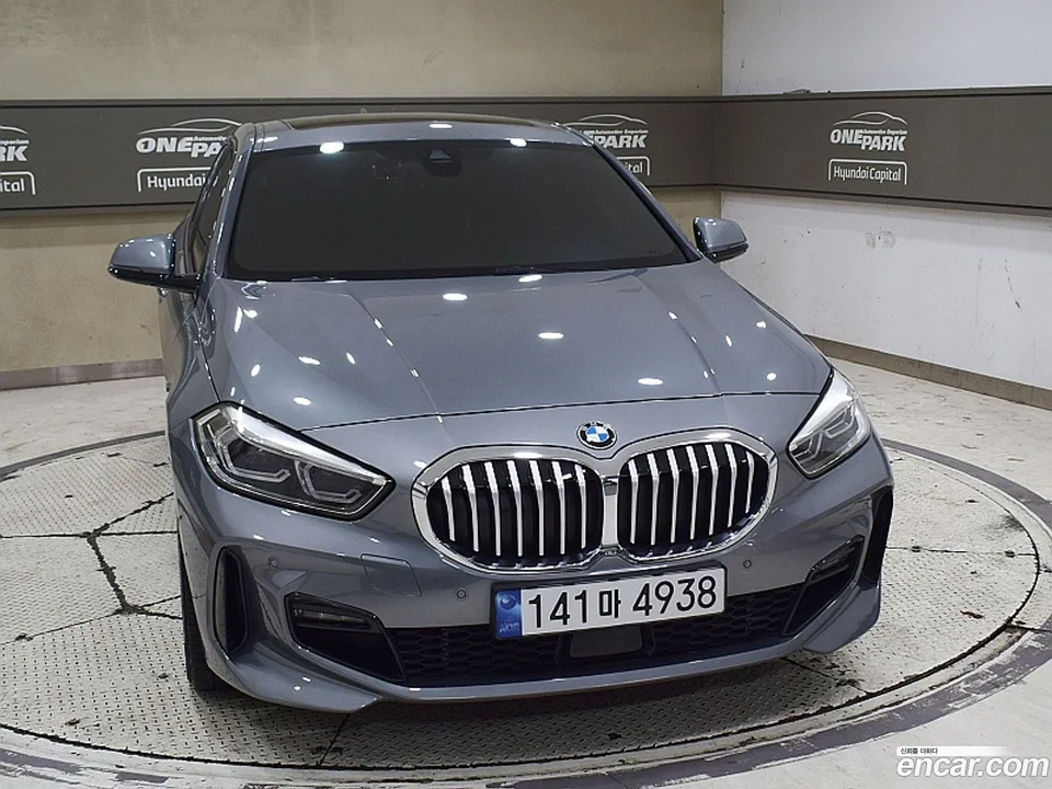 BMW 1 Series 120i M 2022 — миниатюра 3