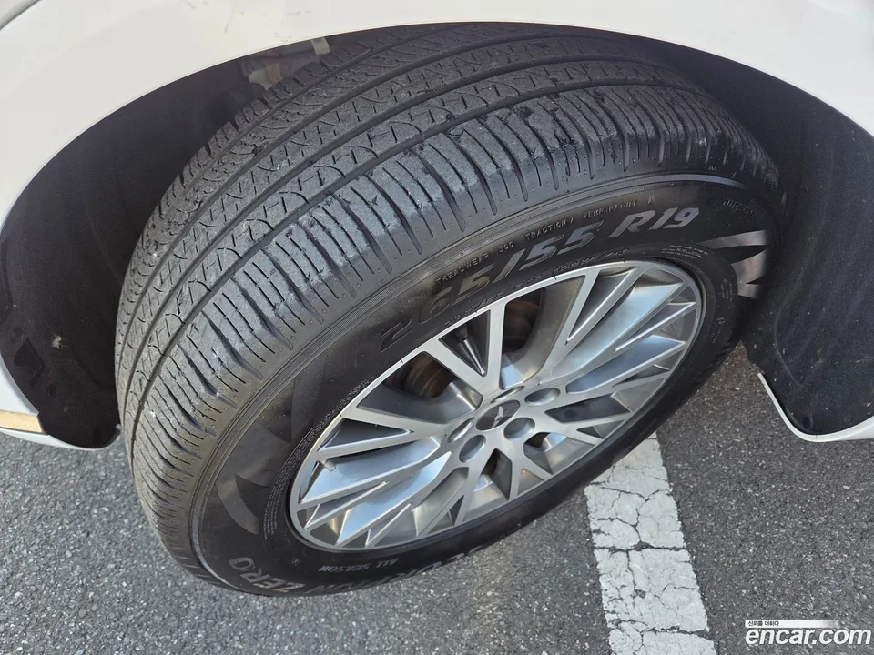 Genesis GV80 2.5T 2WD 2022 — миниатюра 2