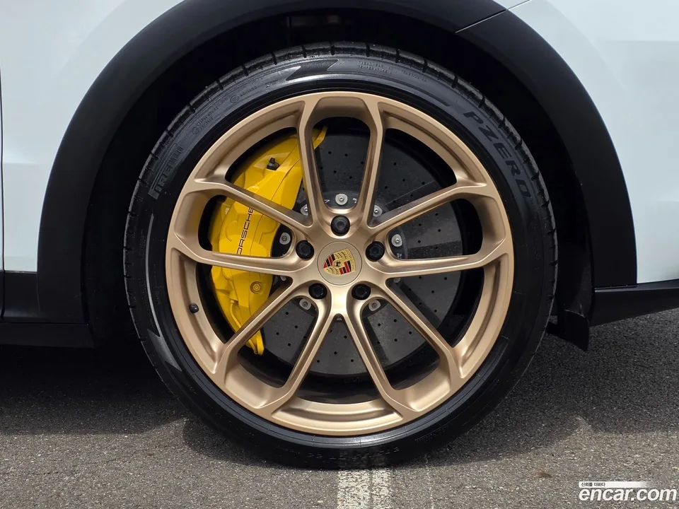 Porsche Cayenne 4.0 GT 2022 — thumbnail 2