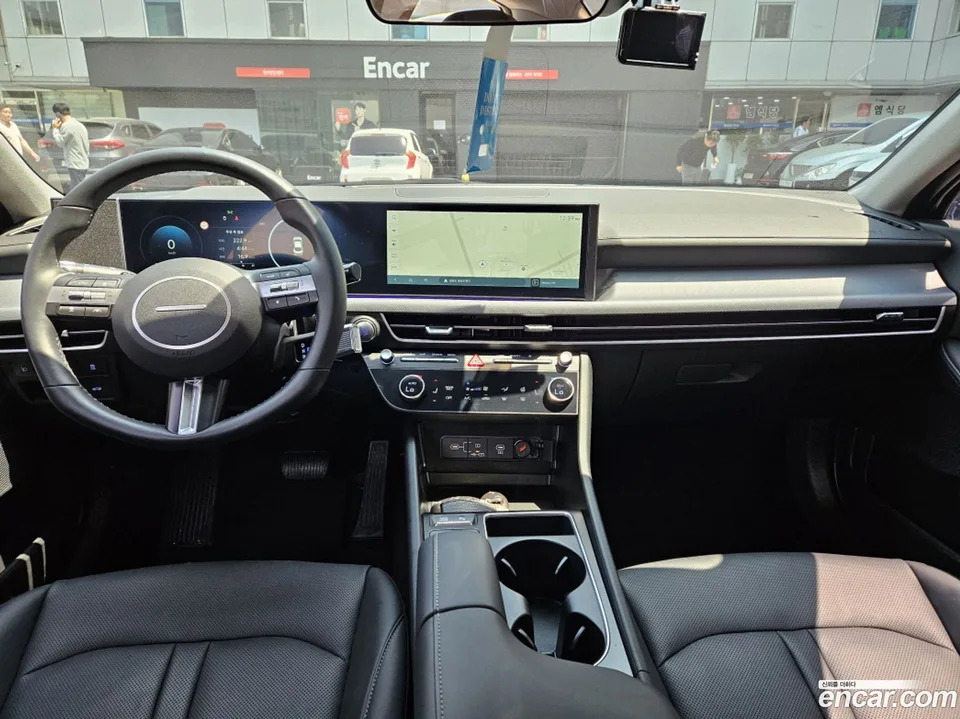 Hyundai Sonata The Edge Hybrid 2023 — миниатюра 5
