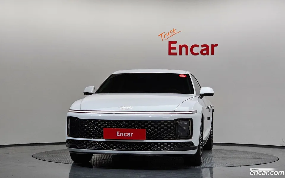 Hyundai Grandeur Hybrid 2023 — миниатюра 3