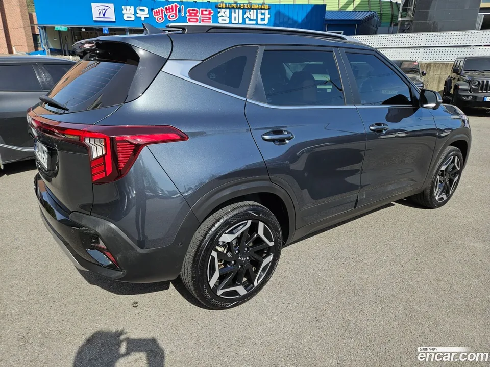 Kia Seltos 1.6 2WD 2024 — миниатюра 5