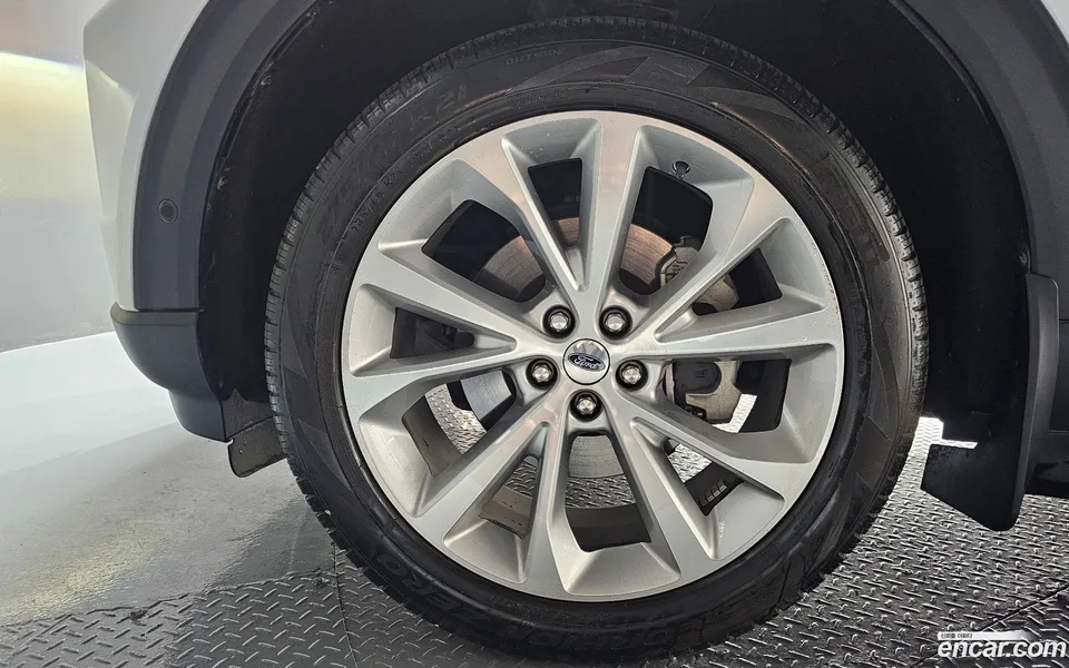 Ford Explorer 3.0 4WD 2022 — миниатюра 2