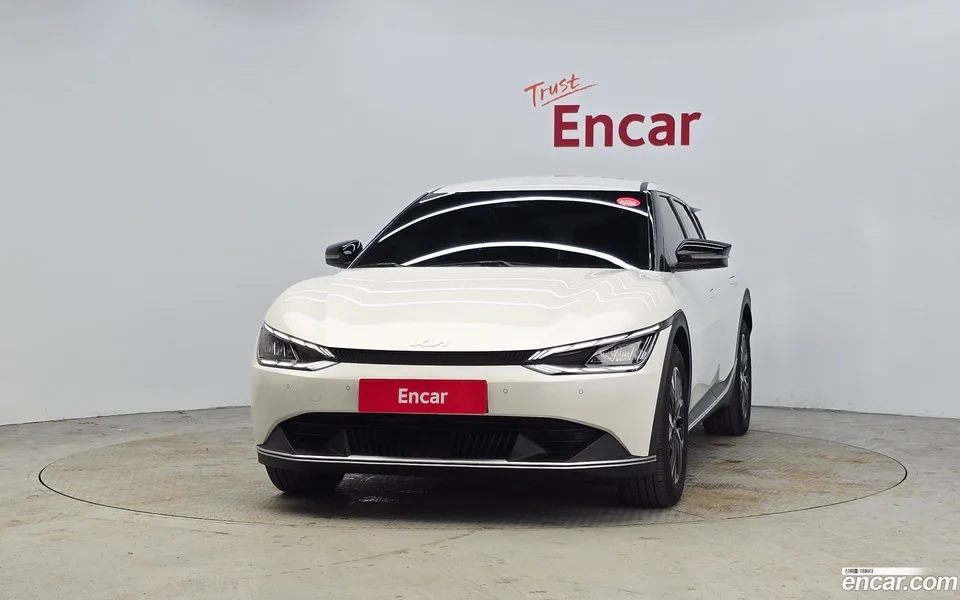 Kia EV6 2024 — миниатюра 3