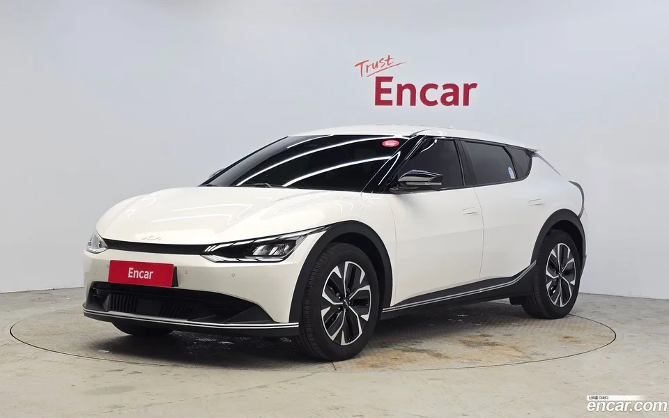 Kia EV6 2024 — фото 1, купить с доставкой в Москву