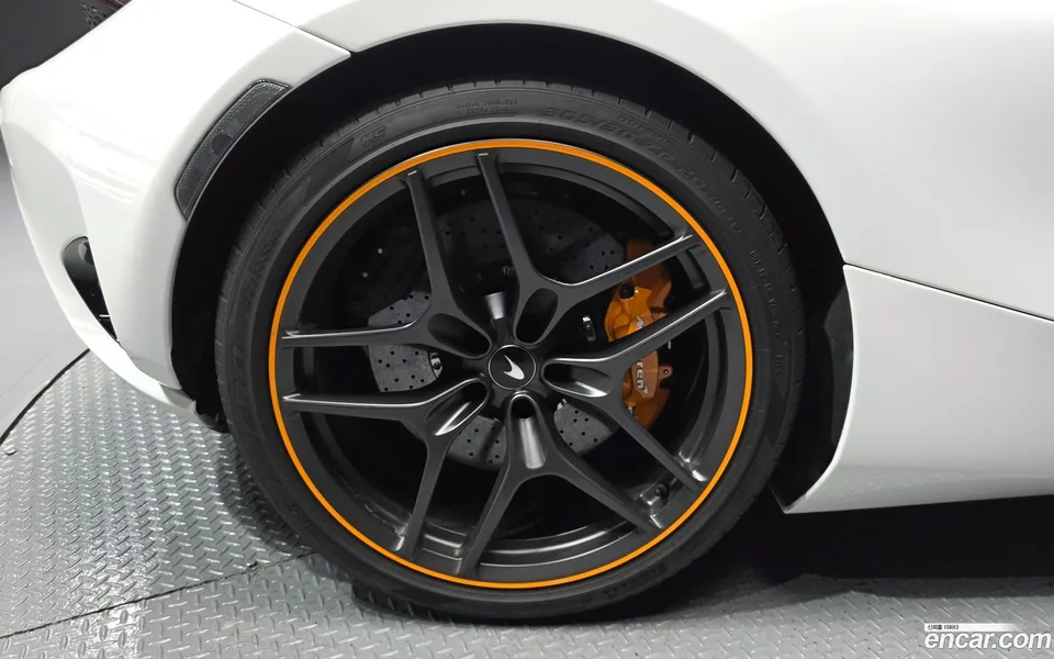 McLaren 750S 4.0 2024 — миниатюра 2