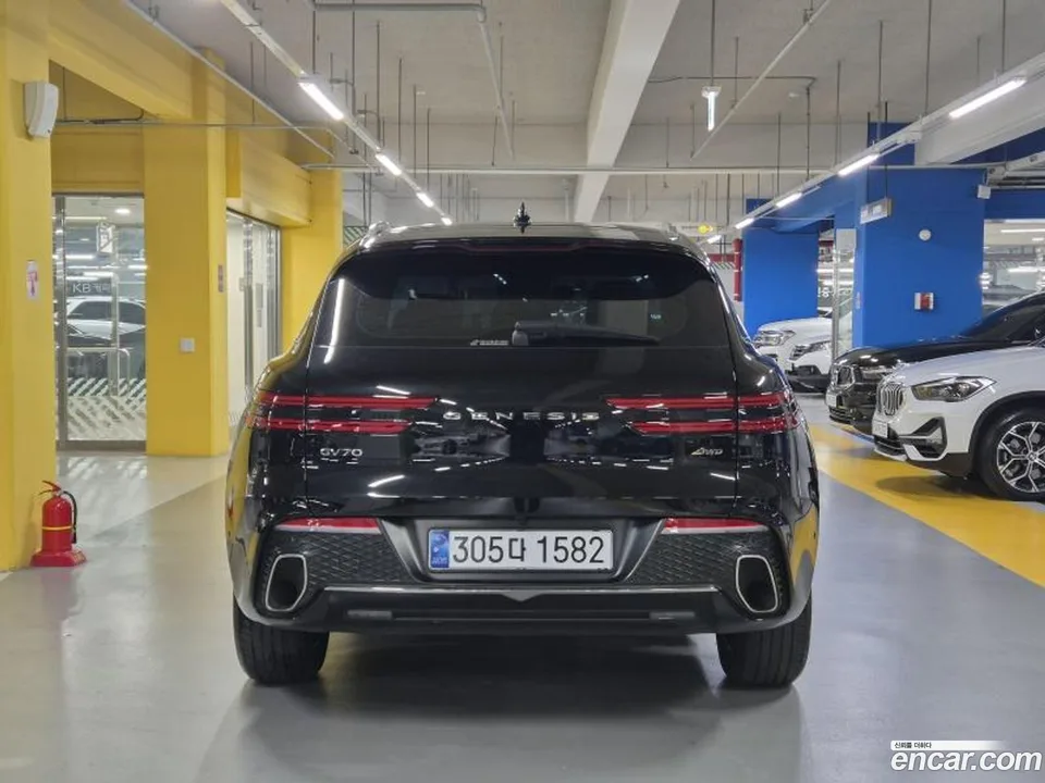 Genesis GV70 3.5T AWD 2023 — миниатюра 3