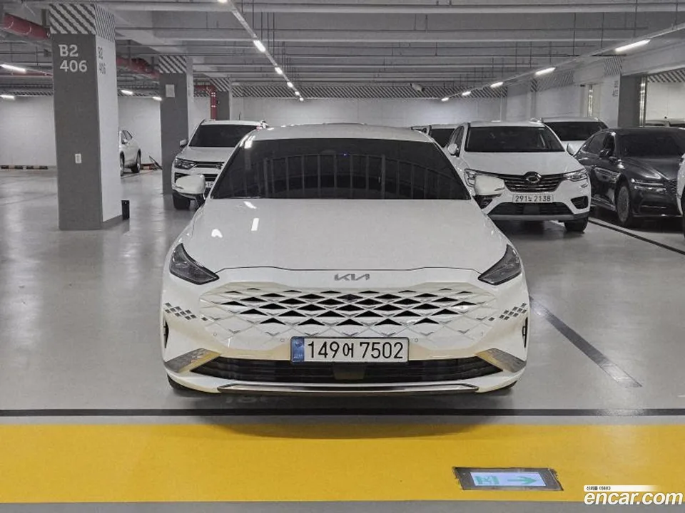 Kia K8 Hybrid 2023 — фото 1, купить с доставкой в Москву