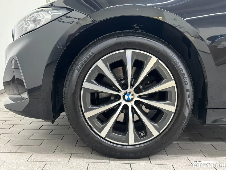 BMW 3 Series 320i 2022 — миниатюра 2