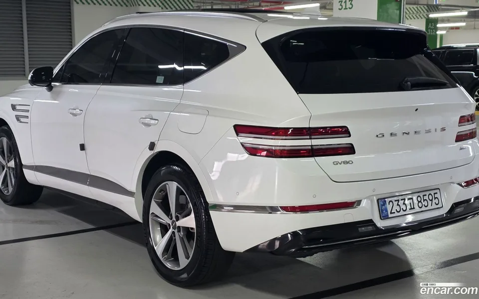 Genesis GV80 3.0 AWD 2023 — миниатюра 3