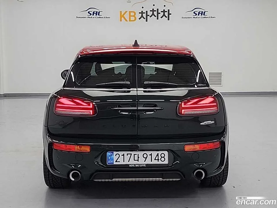 MINI Cooper S Clubman JCW 2022 — миниатюра 3