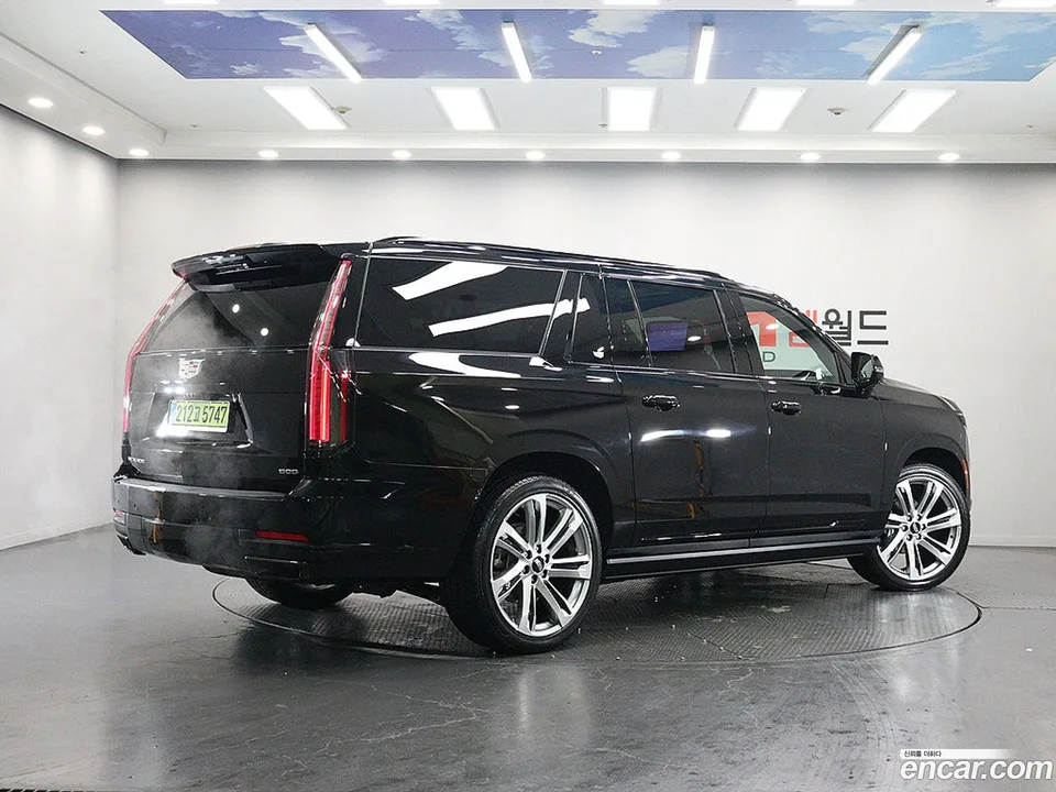 Cadillac Escalade 6.2 ESV 2025 — миниатюра 4