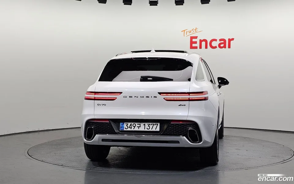 Genesis GV70 2.5T AWD 2024 — миниатюра 4