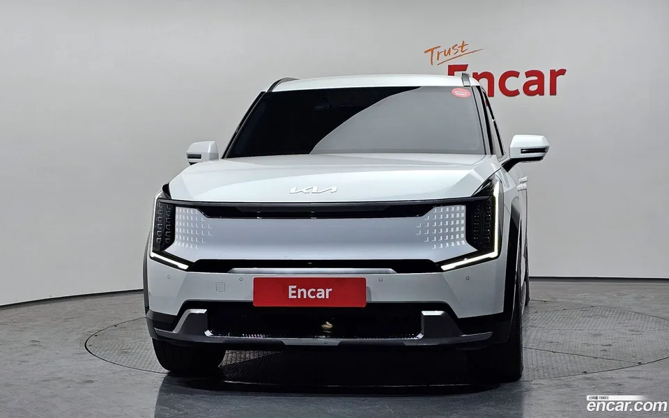 Kia EV9 4WD 2023 — миниатюра 3