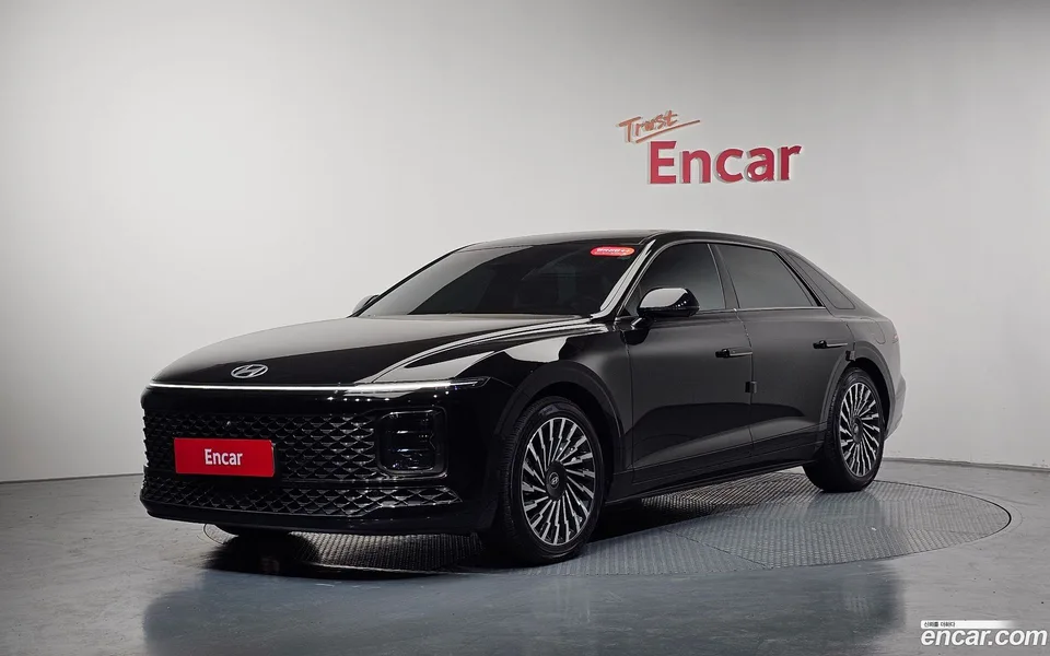 Hyundai Grandeur Hybrid 2023 — фото 1, купить с доставкой в Москву