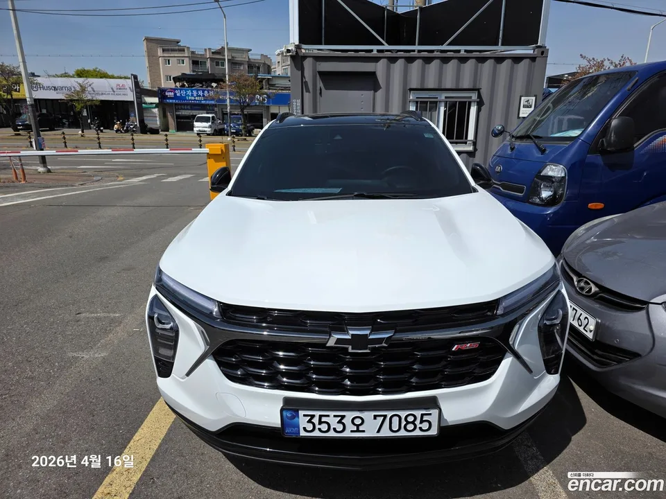 Chevrolet Trax Crossover 1.2 RS 2025 — миниатюра 3
