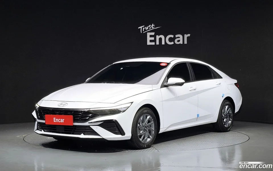 Hyundai Avante CN7 1.6 2024 — фото 1, купить с доставкой в Москву