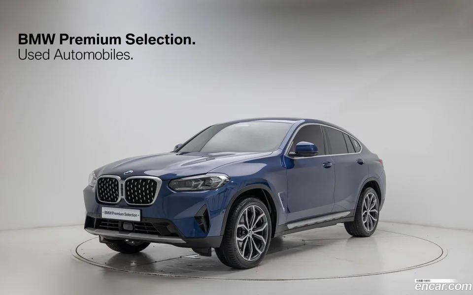 BMW X4 xDrive20i xLine 2025 — фото 1, купить с доставкой в Москву