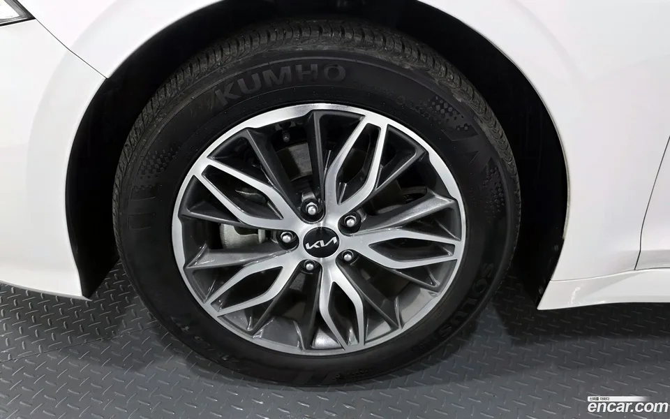 Kia K5 2.0 2023 — миниатюра 2
