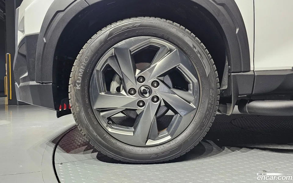 KG Mobility Rexton Sports Khan 2.2 4WD 2023 — миниатюра 2