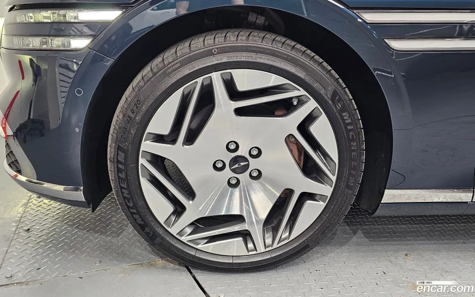 Genesis G90 3.5 e-S/C AWD LWB 2024 — миниатюра 5