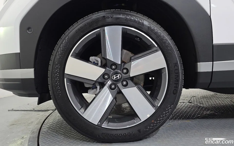 Hyundai SantaFe HEV 1.6 2WD 2024 — миниатюра 2