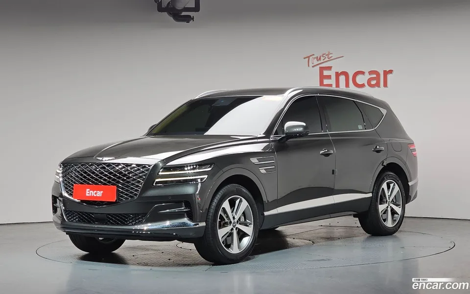 Genesis GV80 2.5T AWD 2023 — фото 1, купить с доставкой в Москву
