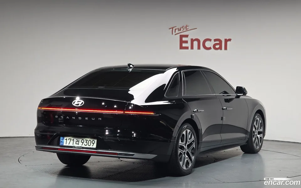 Hyundai Grandeur Hybrid 2023 — миниатюра 2
